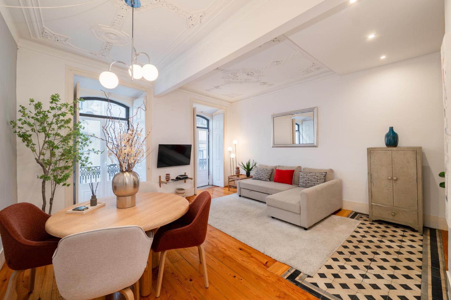 Beautiful Apartment In Bairro Alto - Quite Lisbon Luaran gambar