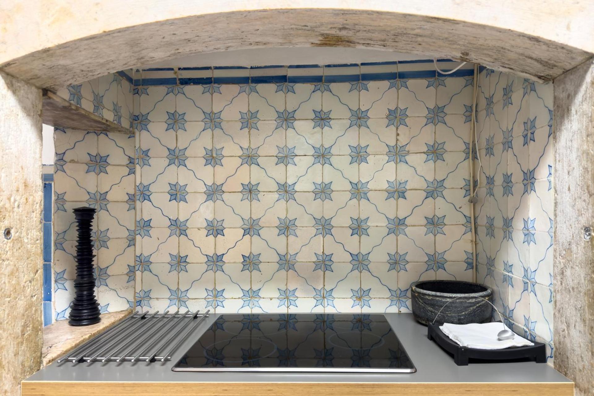 Beautiful Apartment In Bairro Alto - Quite Lisbon Luaran gambar