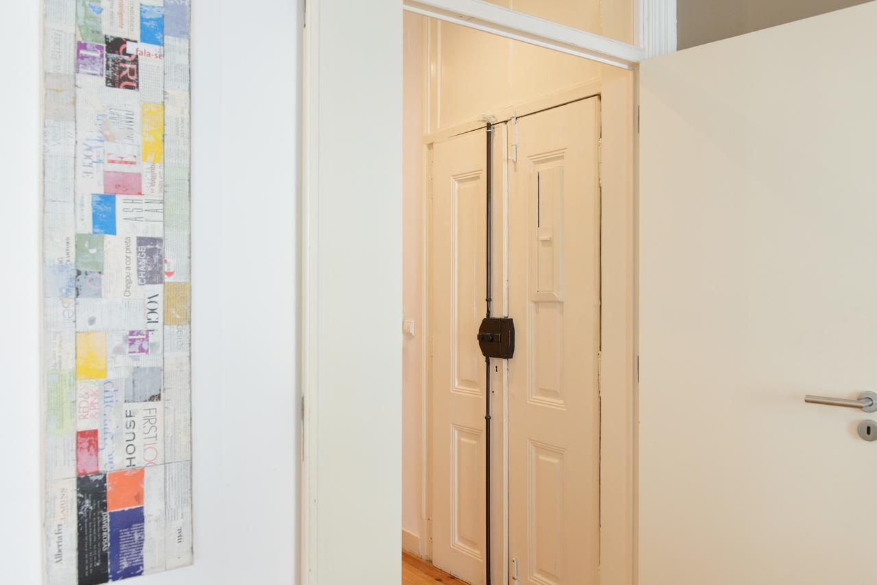 Beautiful Apartment In Bairro Alto - Quite Lisbon Luaran gambar